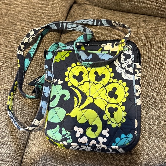 Vera Bradley Bags Vera Bradley Limited Edition Disney Crossbody Poshmark